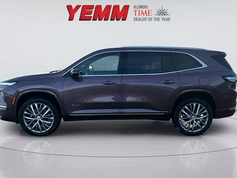 Used 2025 Buick Enclave Avenir w/ Trailering Package, 5000 lbs. image 5