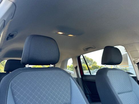 Used 2019 Volkswagen Tiguan S image 16