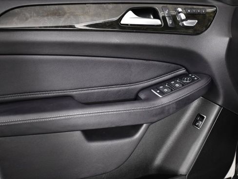 Used 2018 Mercedes-Benz GLE 350 4MATIC image 22