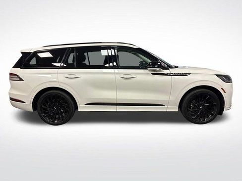 Used 2025 Lincoln Aviator Reserve w/ Jet Appearance Package RWD image 37