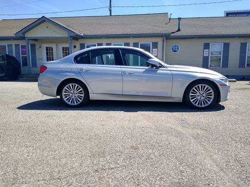 Used 2013 BMW 328i xDrive Sedan image 6