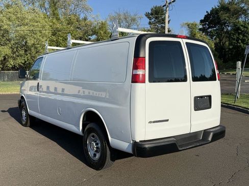 Used 2021 Chevrolet Express 2500 Extended w/ Driver Convenience Package RWD image 11