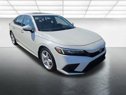Used 2022 Honda Civic EX image 2
