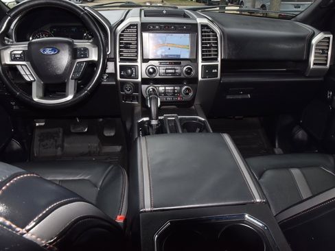 Used 2020 Ford F150 Platinum w/ Equipment Group 701A Luxury image 16