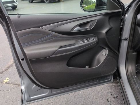 New 2026 Buick Envista Sport Touring w/ Convenience I Package FWD image 18