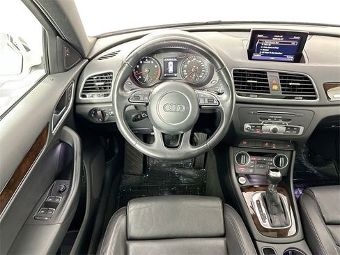 Used 2018 Audi Q3 2.0T Premium Plus w/ Premium Plus Package image 11