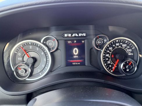 Used 2024 RAM 2500 Big Horn w/ Bed Utility Group image 4