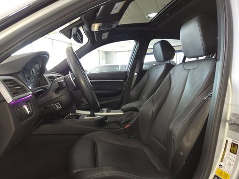 Used 2017 BMW 340i xDrive Sedan AWD/4WD image 18