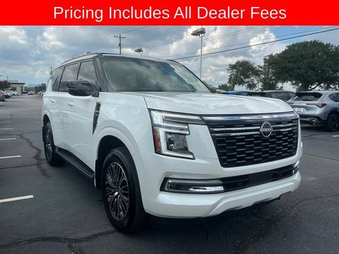 Used 2025 Nissan Armada Platinum AWD/4WD image 6