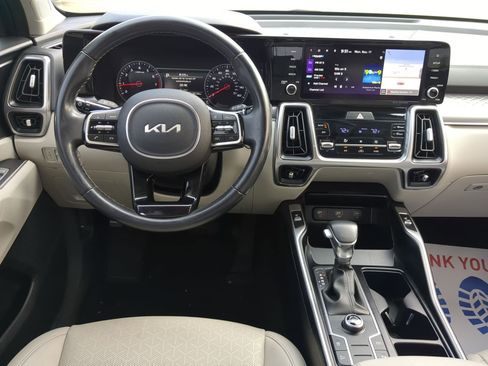 Used 2022 Kia Sorento S w/ Panoramic Sunroof Package image 29