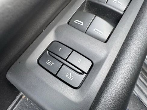 Used 2024 Chevrolet Suburban LT w/ LT Signature Plus Package image 21