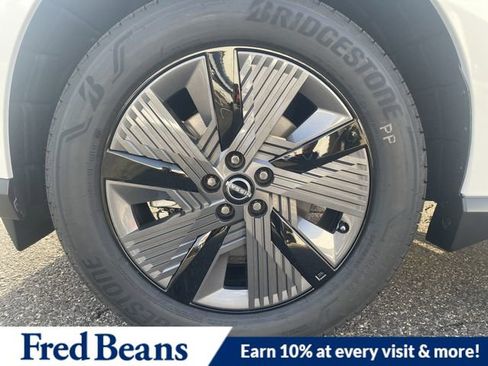 New 2025 Nissan Murano SL image 4