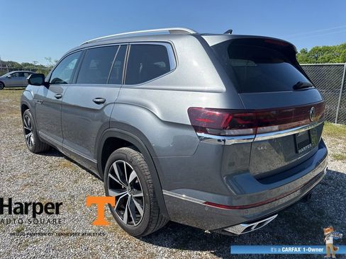 Used 2024 Volkswagen Atlas SEL Premium R-Line image 3