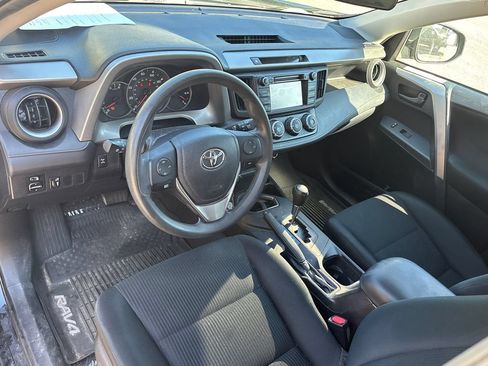 Used 2016 Toyota RAV4 LE AWD/4WD image 15