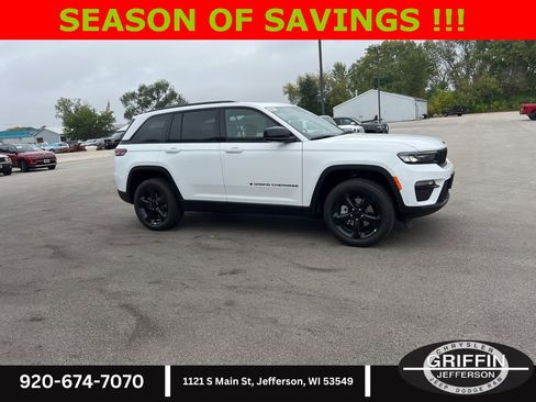 New 2025 Jeep Grand Cherokee Limited w/ Luxury Tech Group II image 9