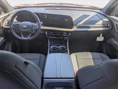 New 2026 Chevrolet Traverse LT image 17