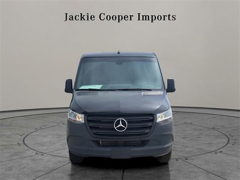 New 2024 Mercedes-Benz Sprinter 2500 image 2