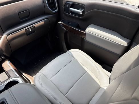 Used 2021 GMC Sierra 1500 SLT AWD/4WD image 16