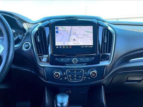 Used 2023 Chevrolet Traverse RS AWD/4WD image 19