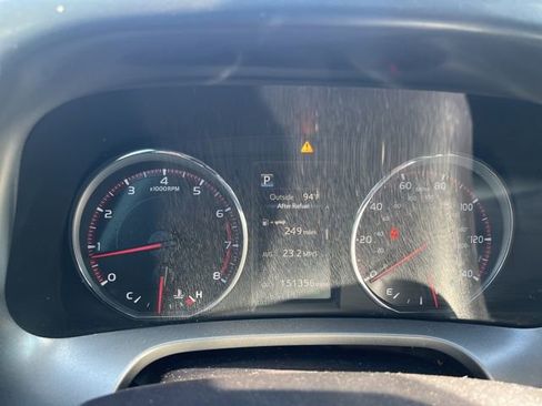 Used 2018 Toyota RAV4 SE w/ Power Extra Value Package FWD image 19