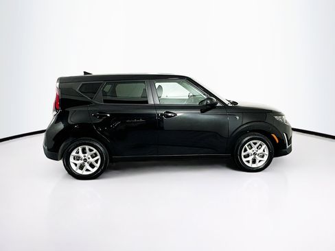 Used 2024 Kia Soul LX w/ Option Group 015 image 10