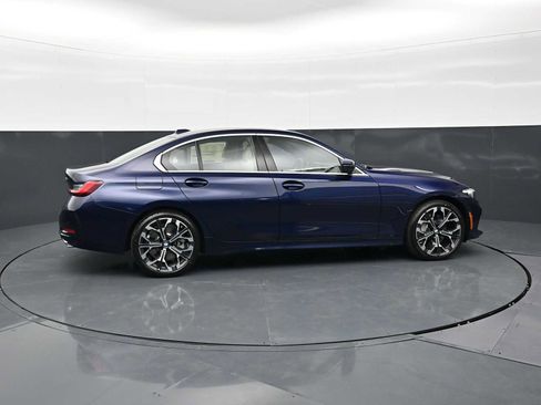 New 2026 BMW 330i Sedan w/ Premium Package RWD image 4