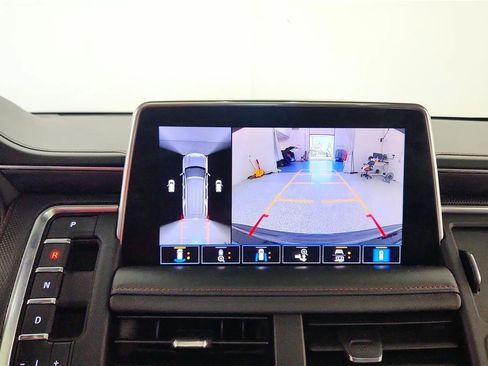 Used 2021 Chevrolet Tahoe RST w/ Luxury Package AWD/4WD image 29