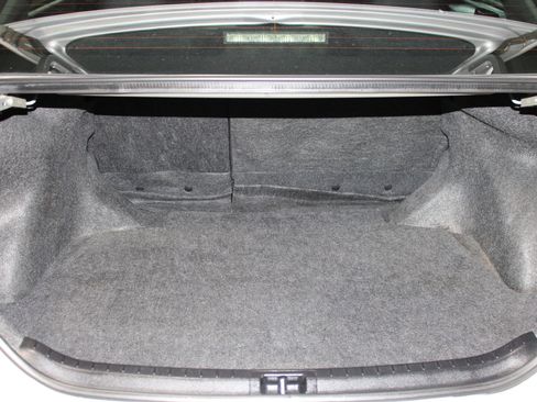 Used 2019 Toyota Corolla LE FWD image 30