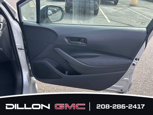 Used 2025 Toyota Corolla LE FWD image 21