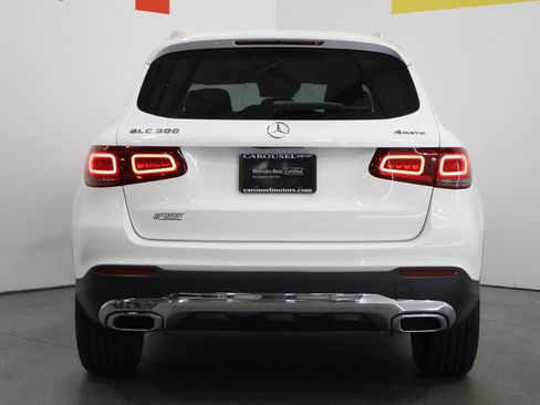 Certified 2022 Mercedes-Benz GLC 300 4MATIC w/ Driver Assistance Package image 11