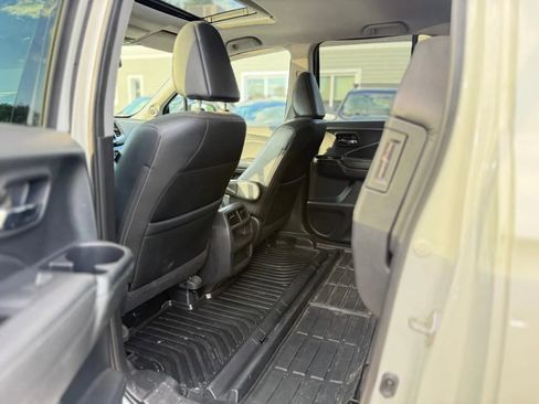 Used 2017 Honda Ridgeline RTL-E image 13