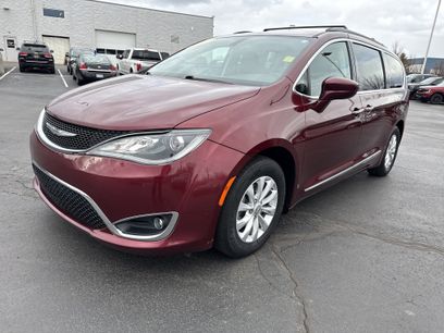 Used 2017 Chrysler Pacifica Touring-L
