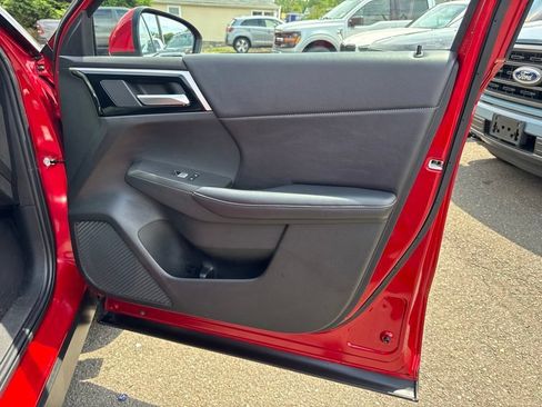 Used 2024 Mitsubishi Outlander SE AWD/4WD image 53