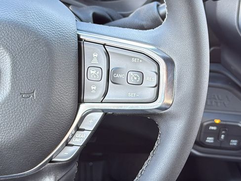 New 2026 RAM 2500 Laramie AWD/4WD image 22