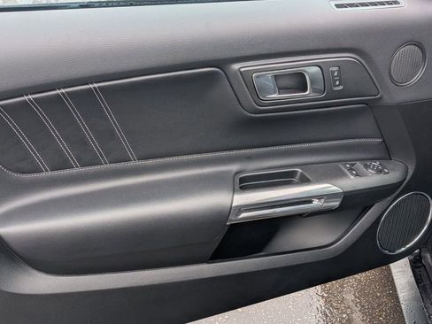 Used 2022 Ford Mustang GT Premium image 21