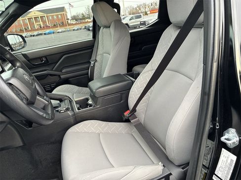 Used 2025 Toyota Tacoma SR image 11