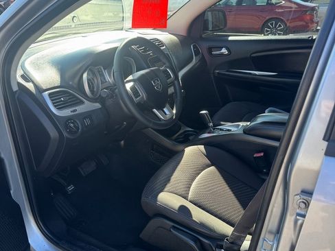 Used 2015 Dodge Journey American Value Package w/ Flexible Seating Group image 8