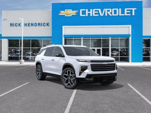 New 2026 Chevrolet Traverse High Country FWD image 2