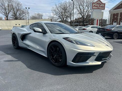 Used 2021 Chevrolet Corvette Stingray Preferred Cpe w/ Engine Appearance Package image 3