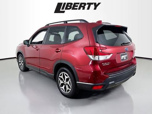 Used 2021 Subaru Forester Premium image 5