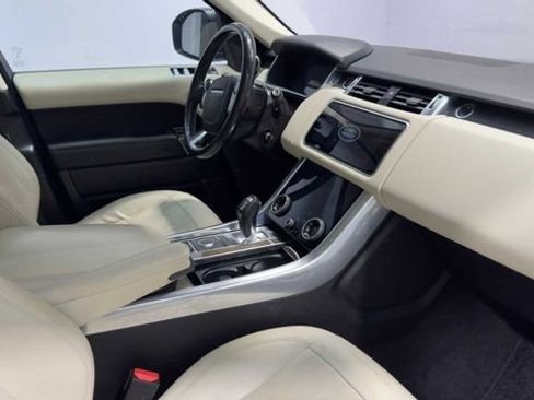 Used 2019 Land Rover Range Rover Sport HSE image 13