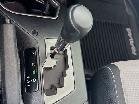 Certified 2018 Toyota RAV4 XLE image 17