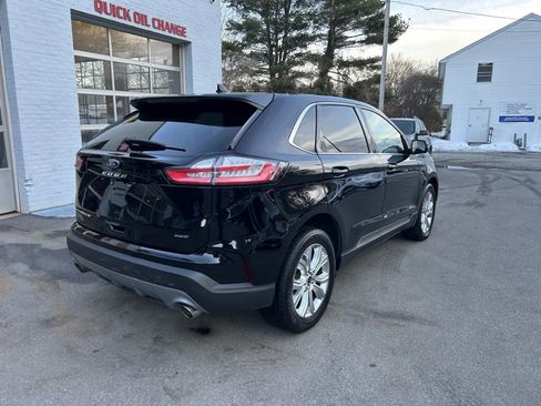 Used 2022 Ford Edge Titanium AWD/4WD image 7