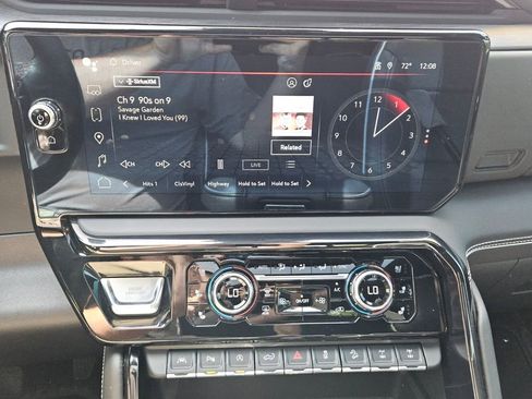 Used 2024 GMC Sierra 1500 AT4X AWD/4WD image 19