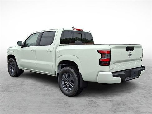New 2025 Nissan Frontier SV image 3