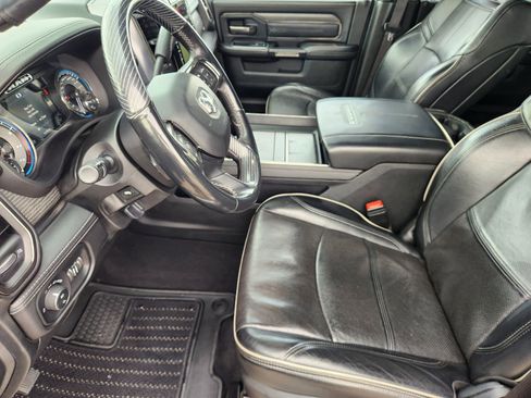 Used 2020 RAM 3500 Limited image 13