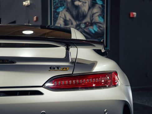 Used 2018 Mercedes-Benz AMG GT R image 19