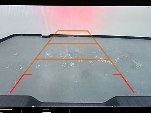 Used 2022 Chevrolet Colorado Z71 w/ Safety Package RWD image 25