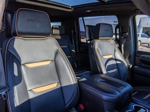 Used 2023 GMC Yukon XL AT4 w/ AT4 Premium Plus Package image 16