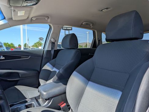 Used 2020 Kia Sorento S AWD/4WD image 24